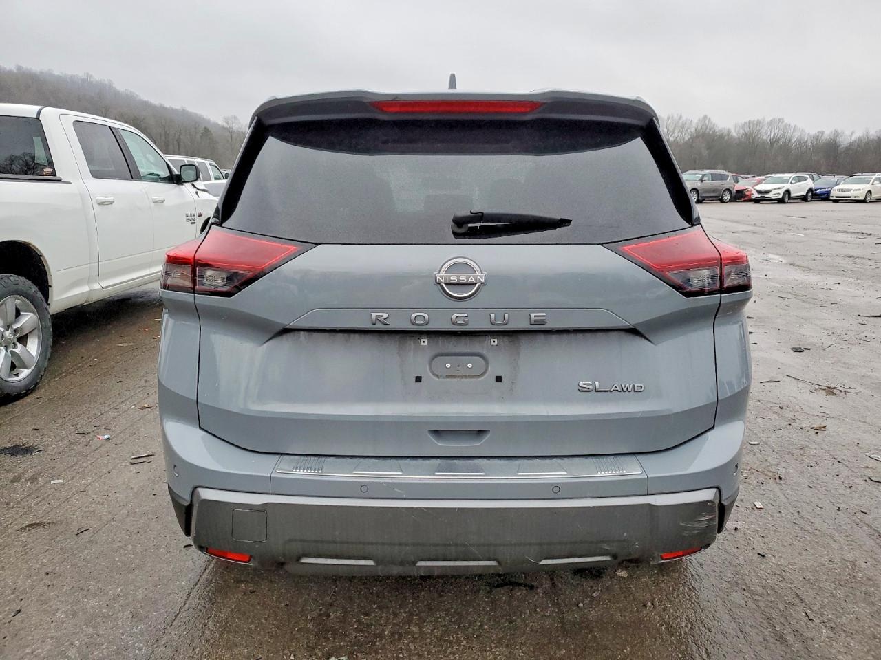 2024 NISSAN ROGUE SL photo 6