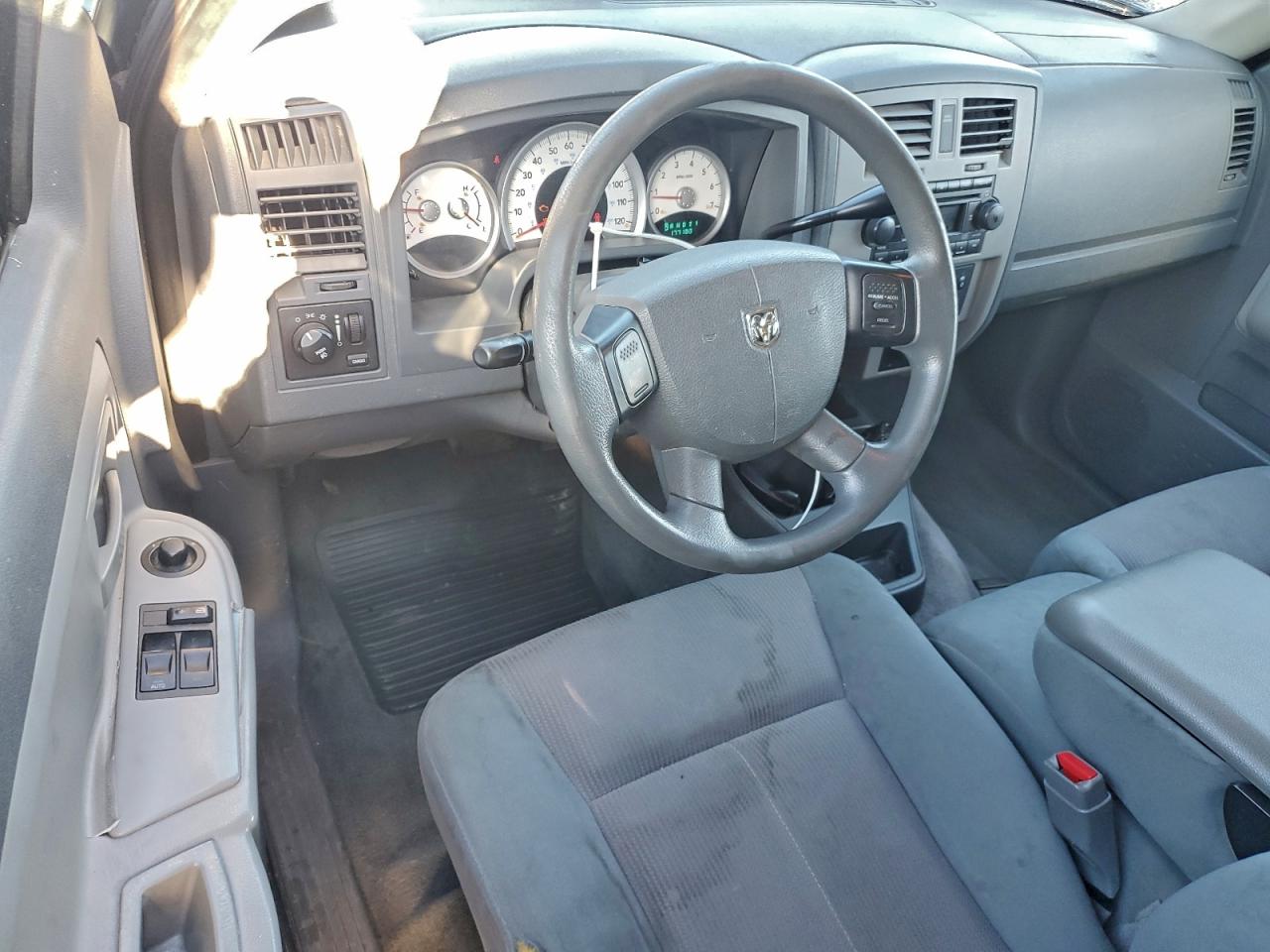 2005 DODGE DAKOTA SLT photo 15