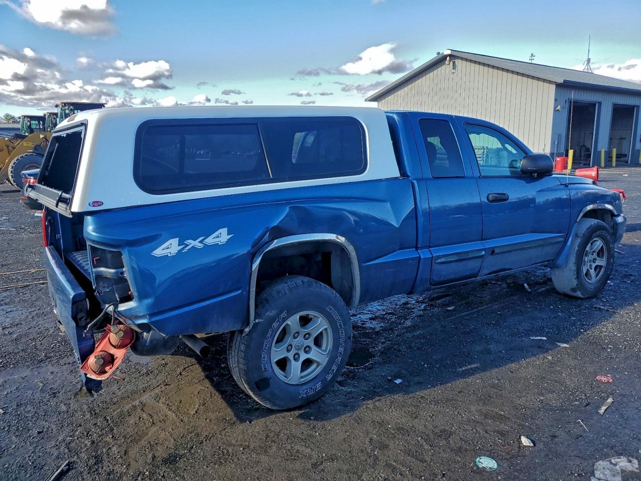 2005 DODGE DAKOTA SLT photo 5