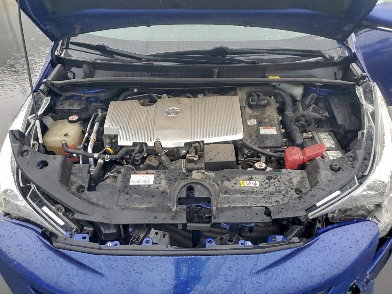 2017 TOYOTA PRIUS photo 11