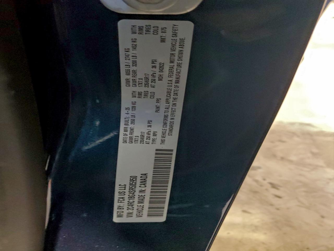 2025 CHRYSLER PACIFICA SELECT photo 13