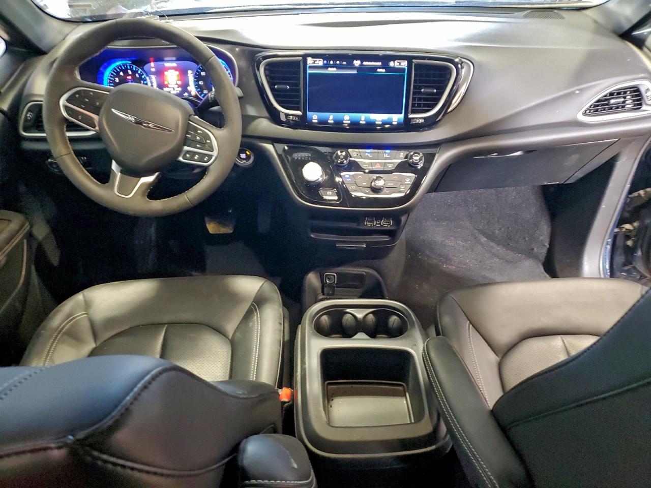 2025 CHRYSLER PACIFICA SELECT photo 8