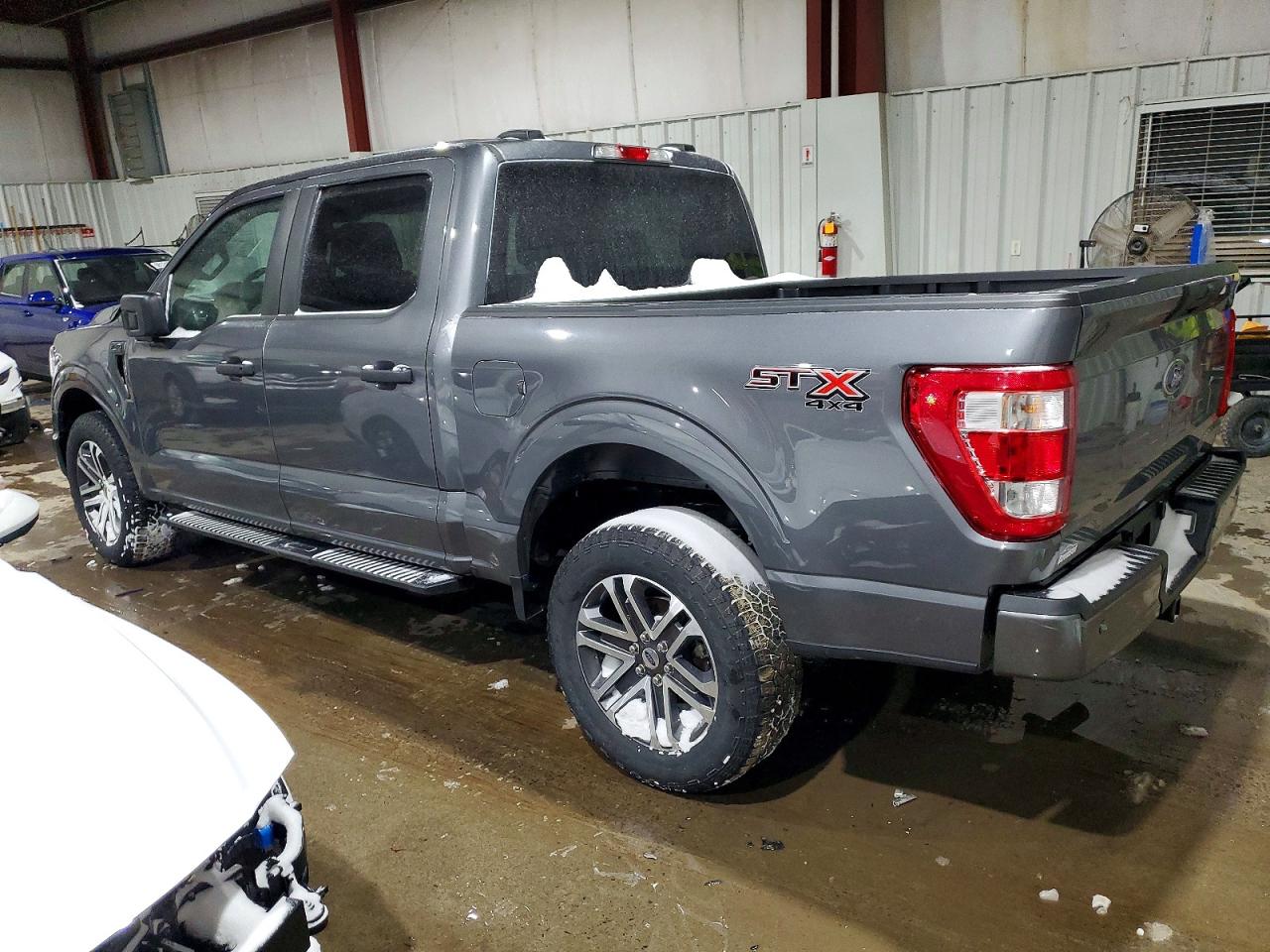 2023 FORD F150 SUPERCREW photo 2