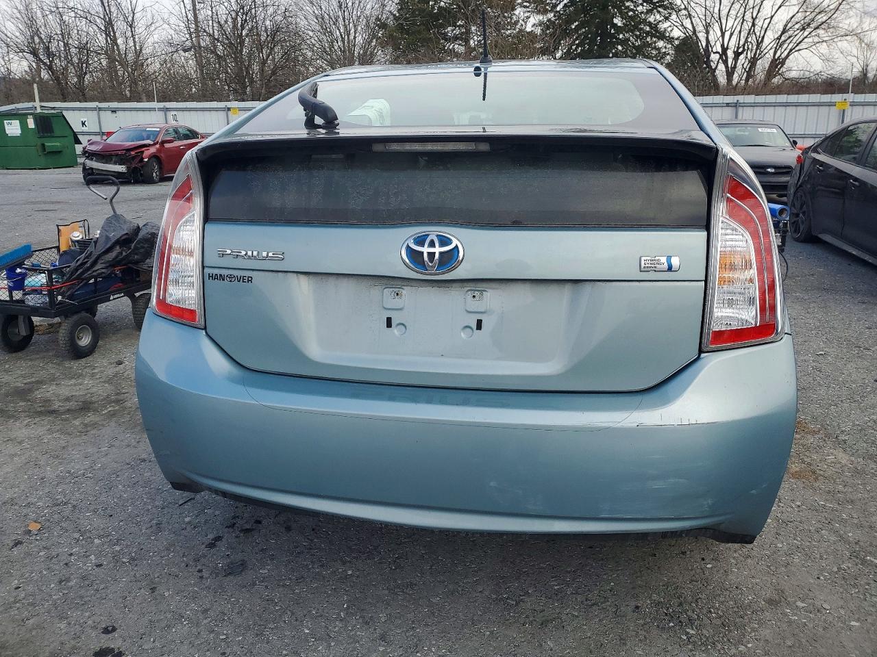 2013 TOYOTA PRIUS photo 6