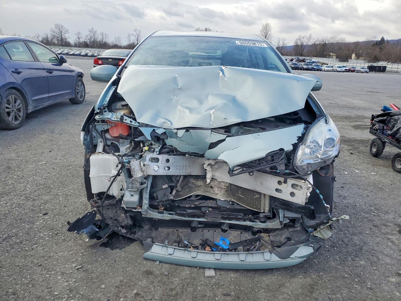 2013 TOYOTA PRIUS photo 5