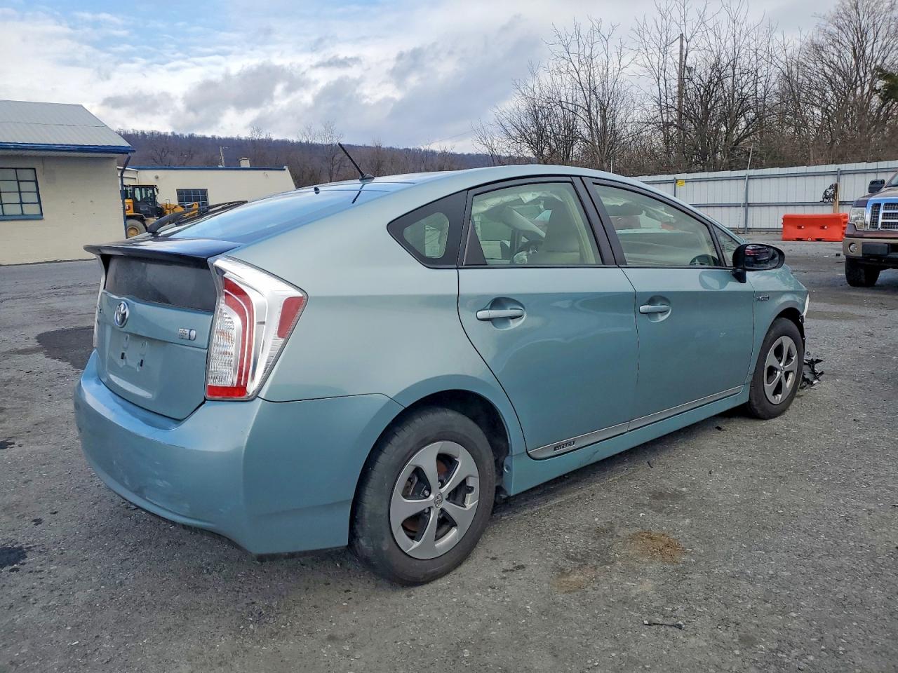 2013 TOYOTA PRIUS photo 3