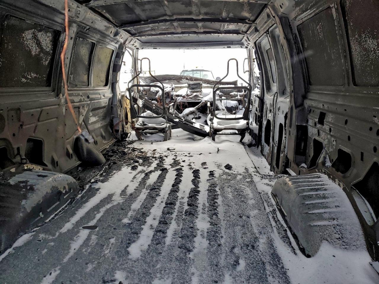 2011 FORD ECONOLINE E250 VAN photo 10