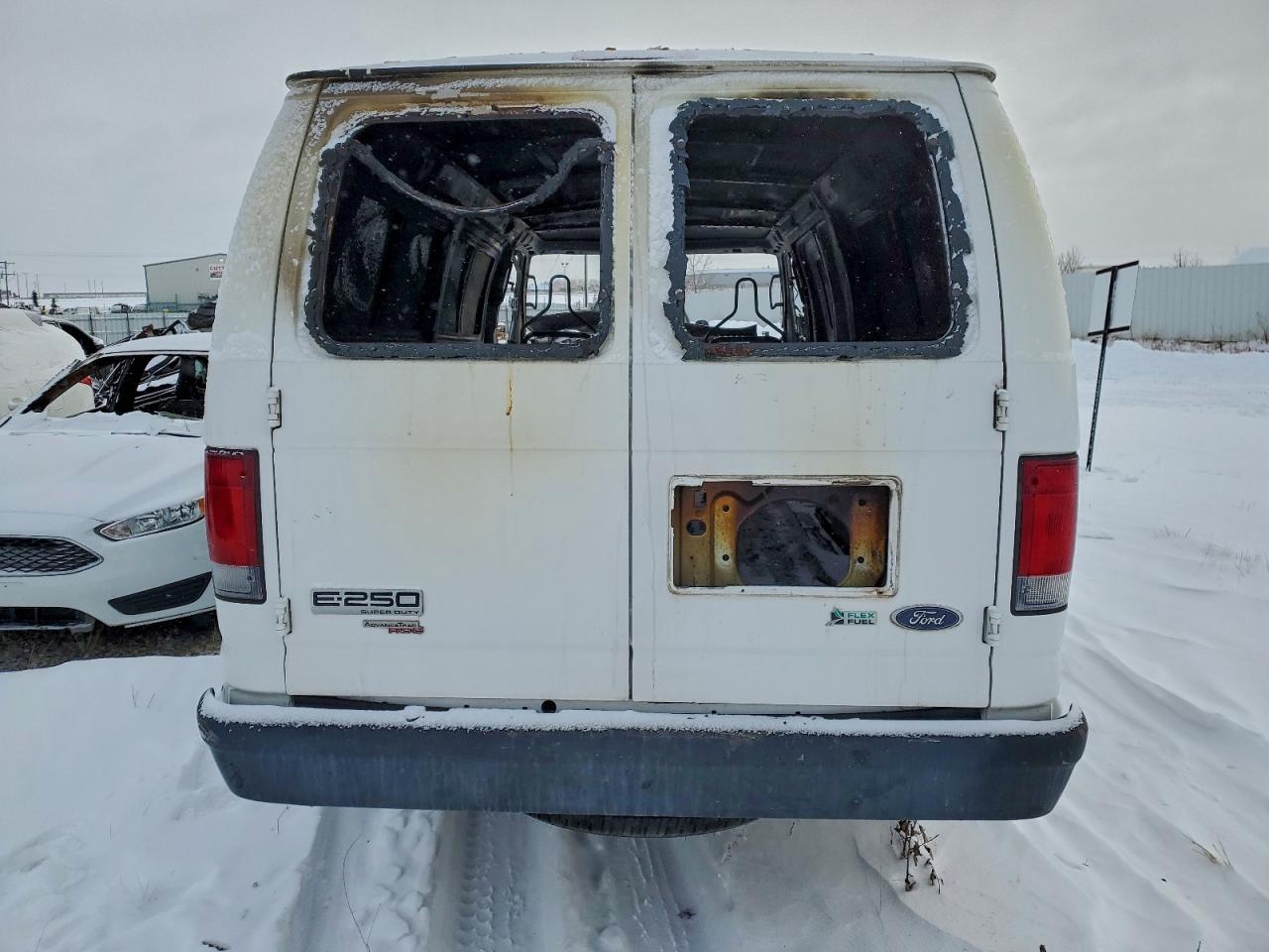 2011 FORD ECONOLINE E250 VAN photo 6