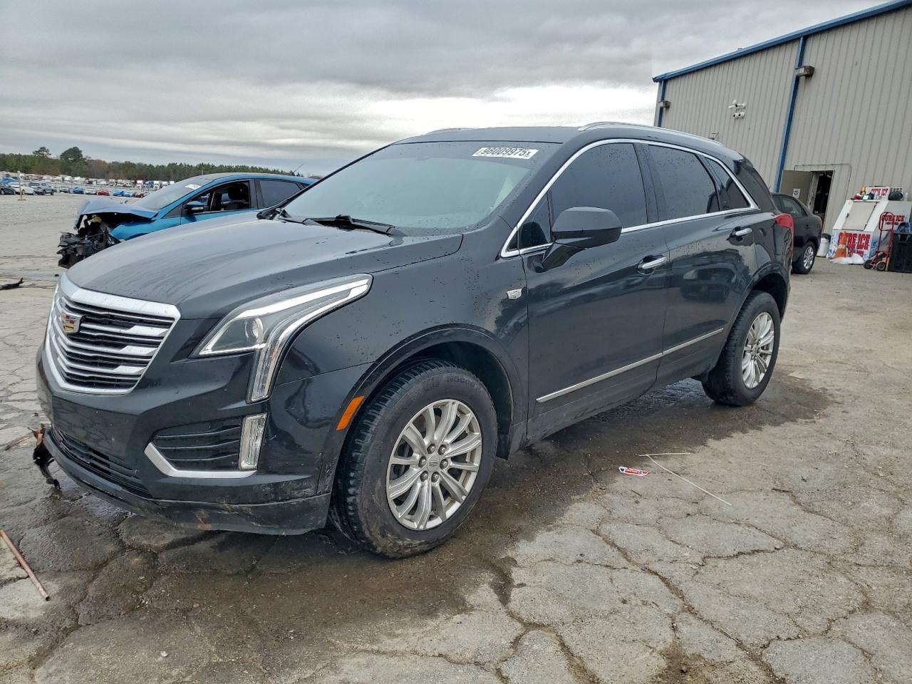2017 CADILLAC XT5