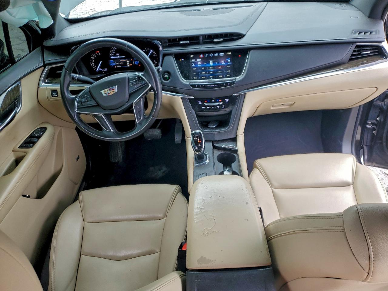 2017 CADILLAC XT5 photo 8