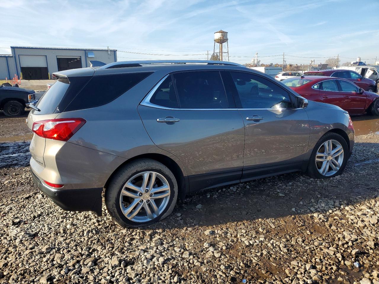 2019 CHEVROLET EQUINOX PREMIER photo 3
