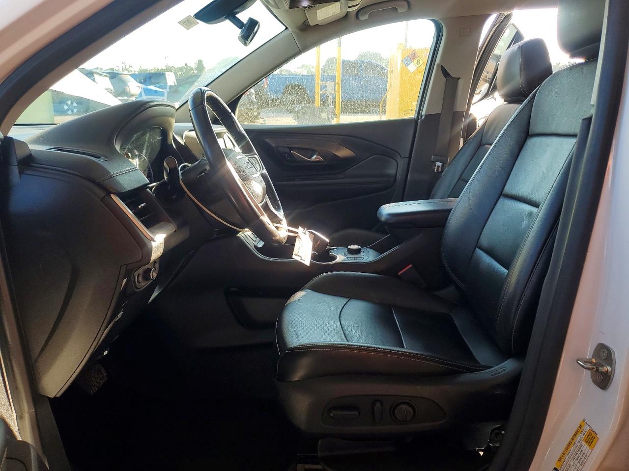 2018 GMC TERRAIN SLT photo 7