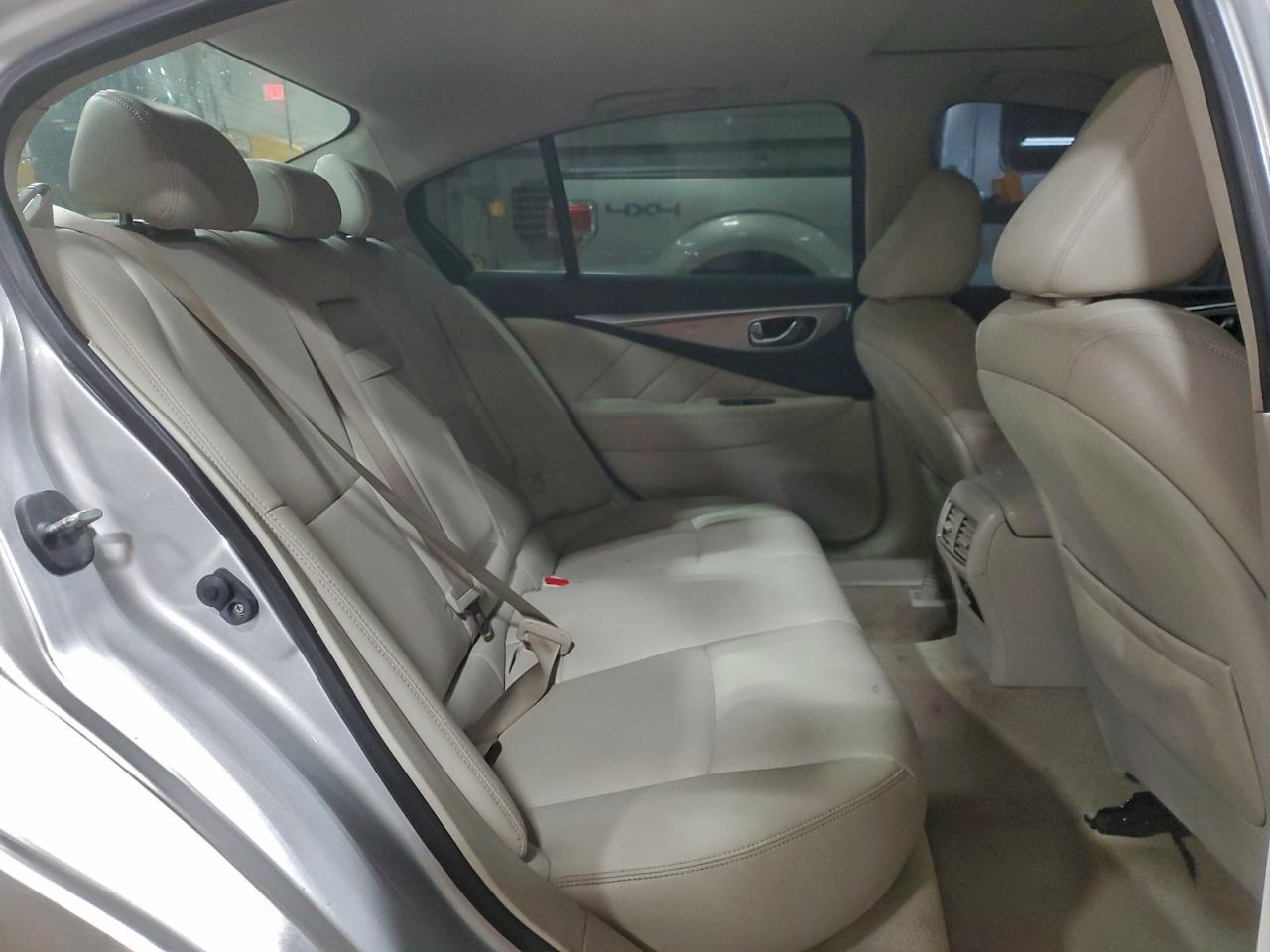 2015 INFINITI Q50 BASE photo 10