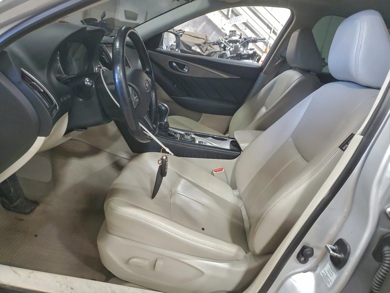 2015 INFINITI Q50 BASE photo 7