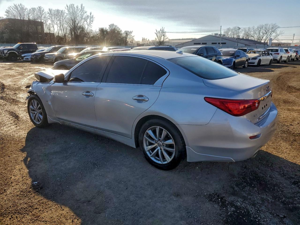 2015 INFINITI Q50 BASE photo 2