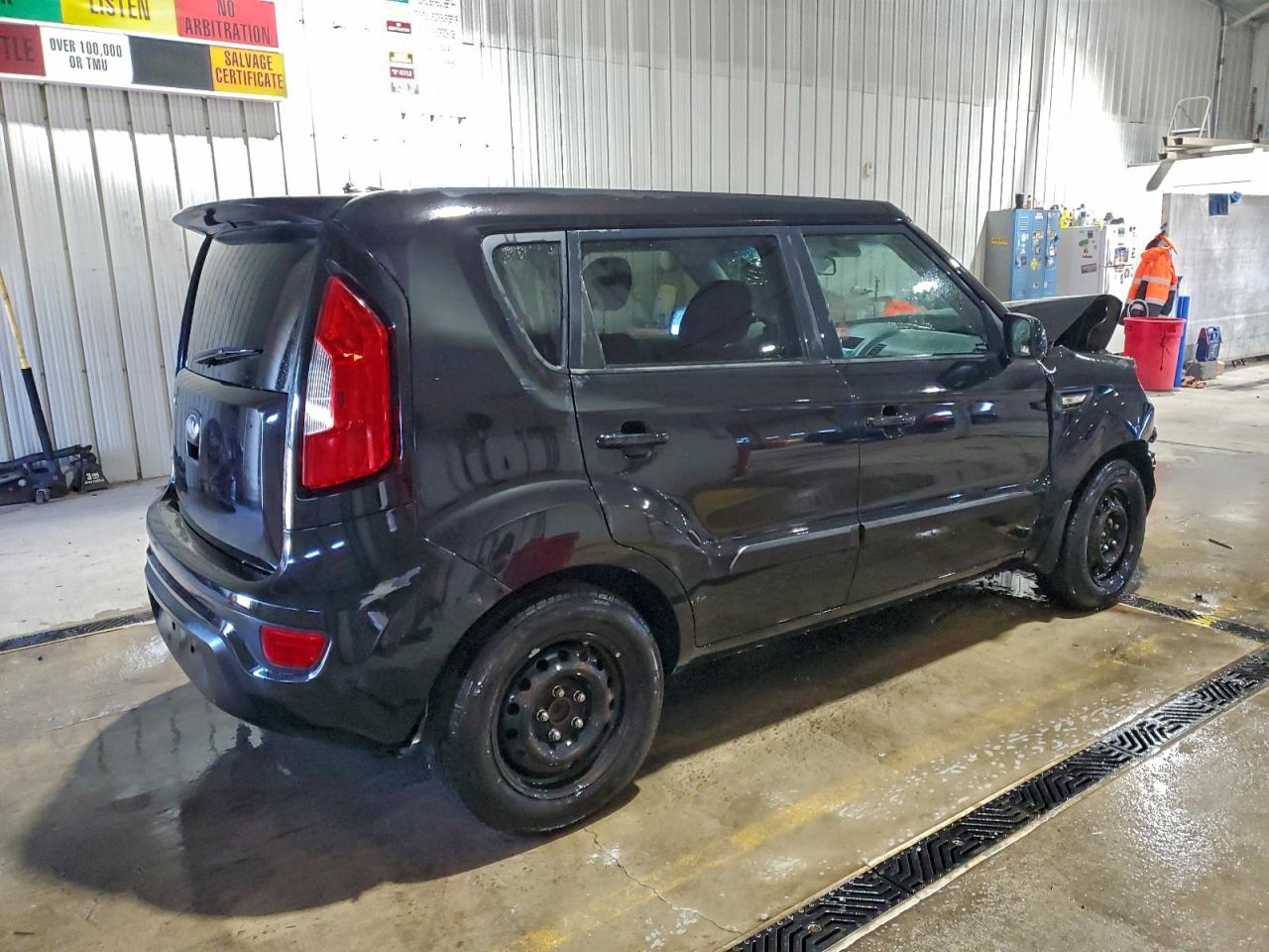 2013 KIA SOUL photo 3