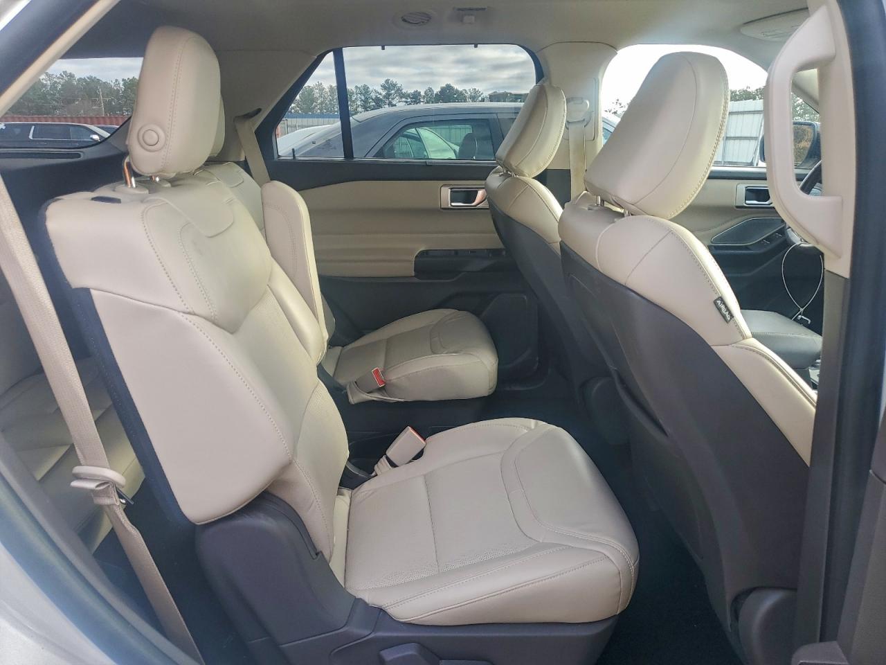 2020 FORD EXPLORER PLATINUM photo 11