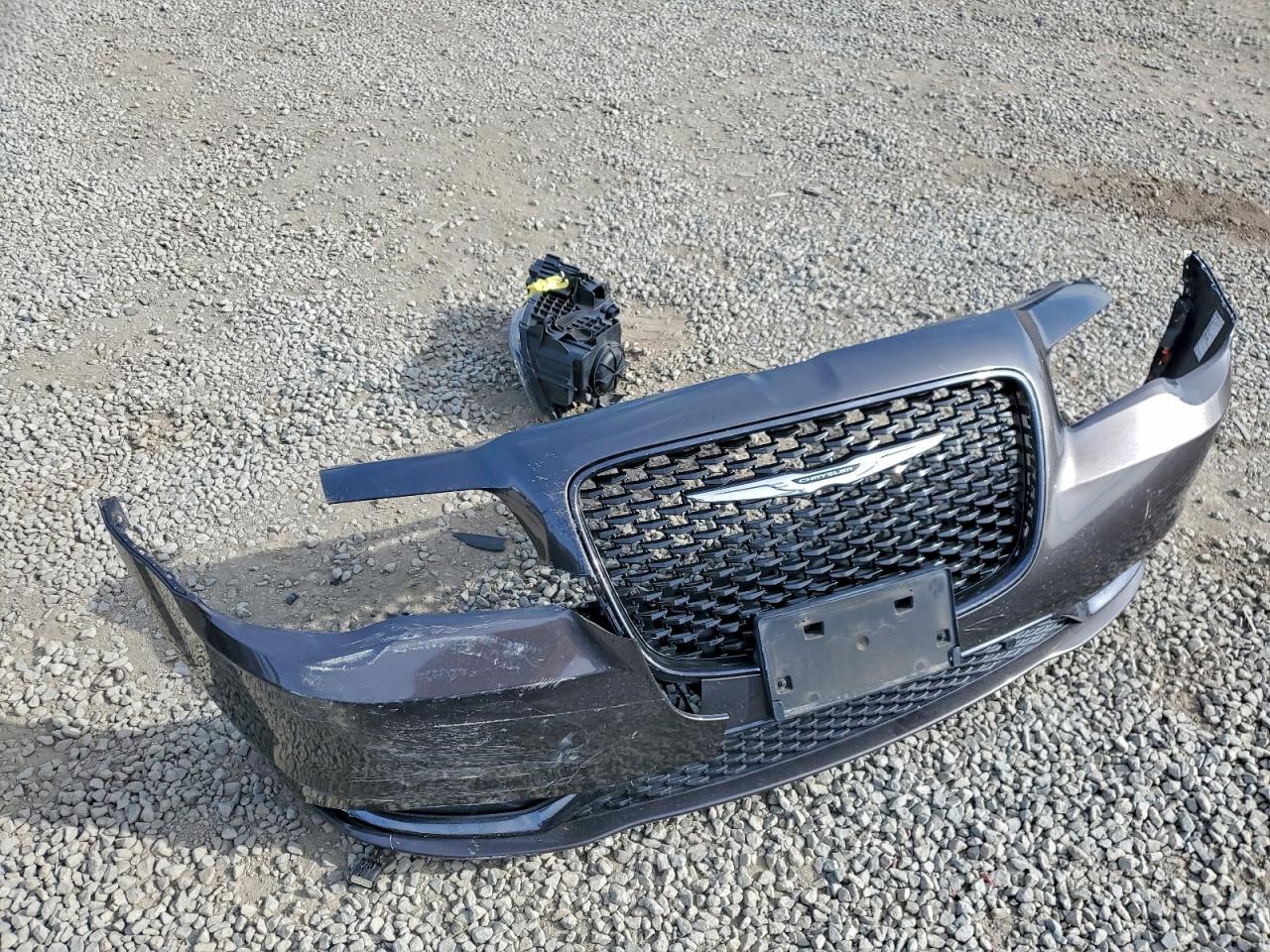 2015 CHRYSLER 300 S photo 12
