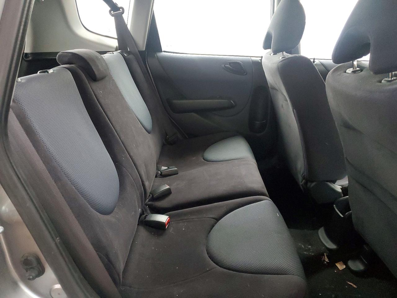 2007 HONDA FIT photo 10