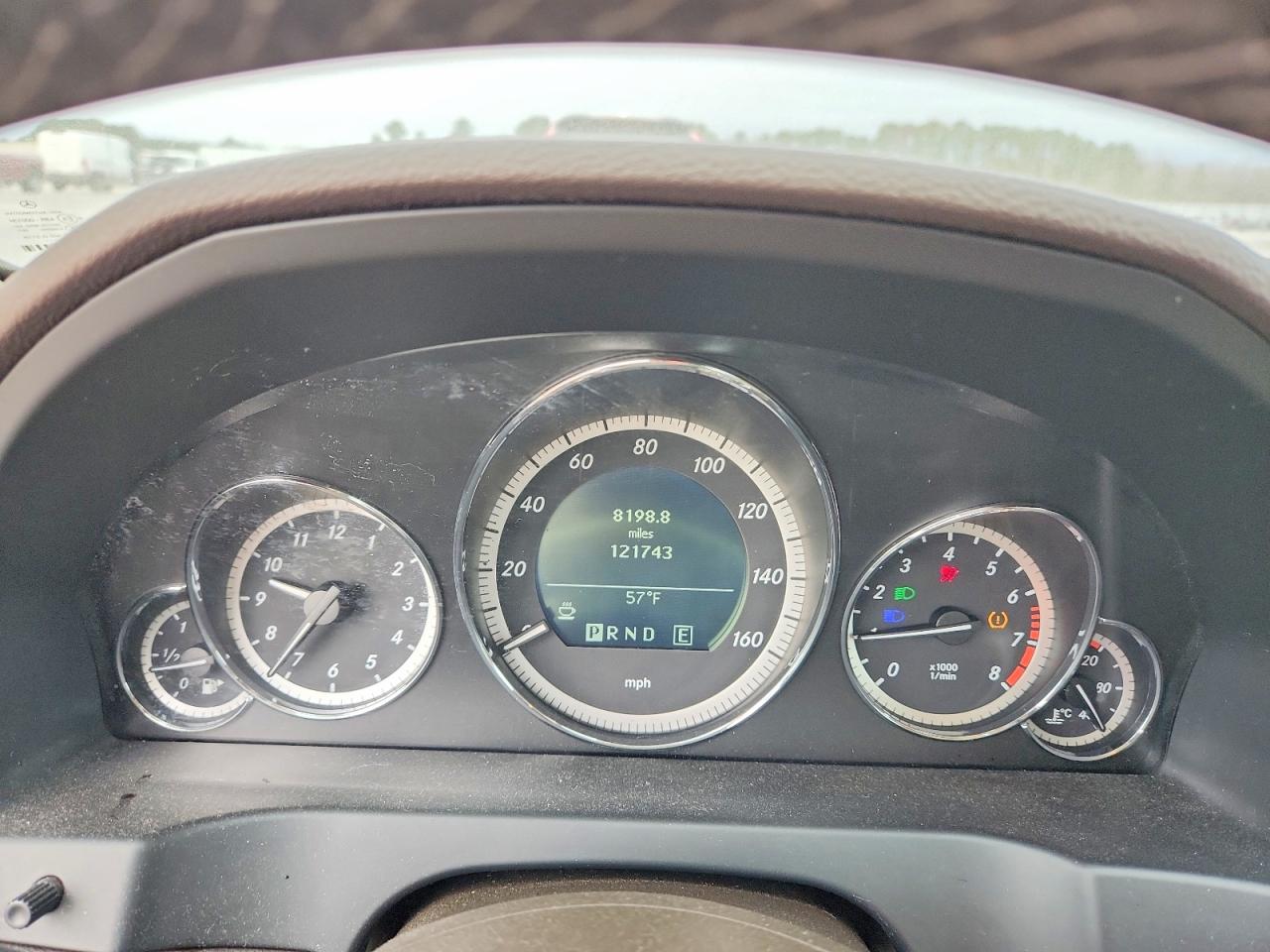2011 MERCEDES-BENZ E 350 photo 9