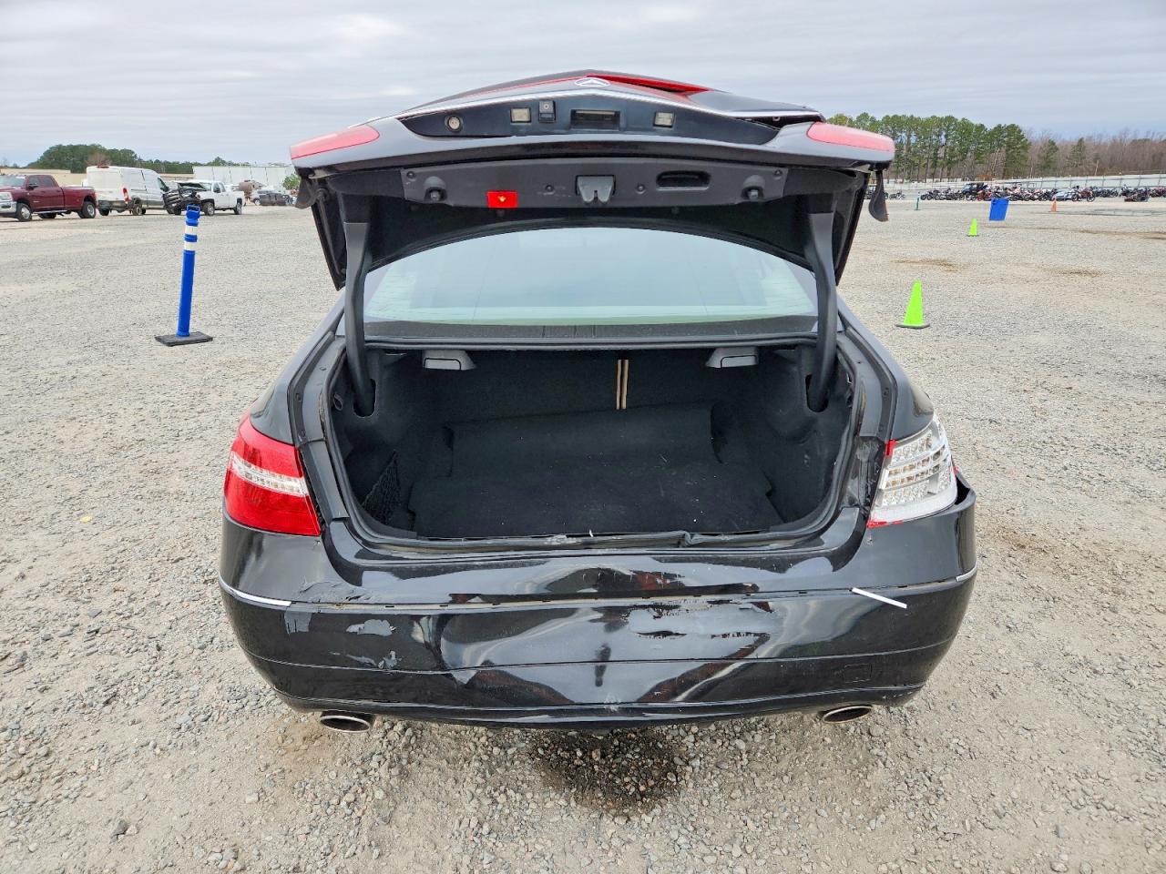 2011 MERCEDES-BENZ E 350 photo 6