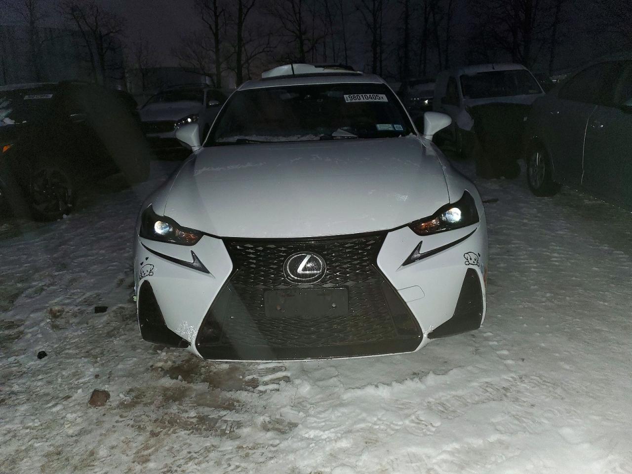 2019 LEXUS IS 300 photo 5