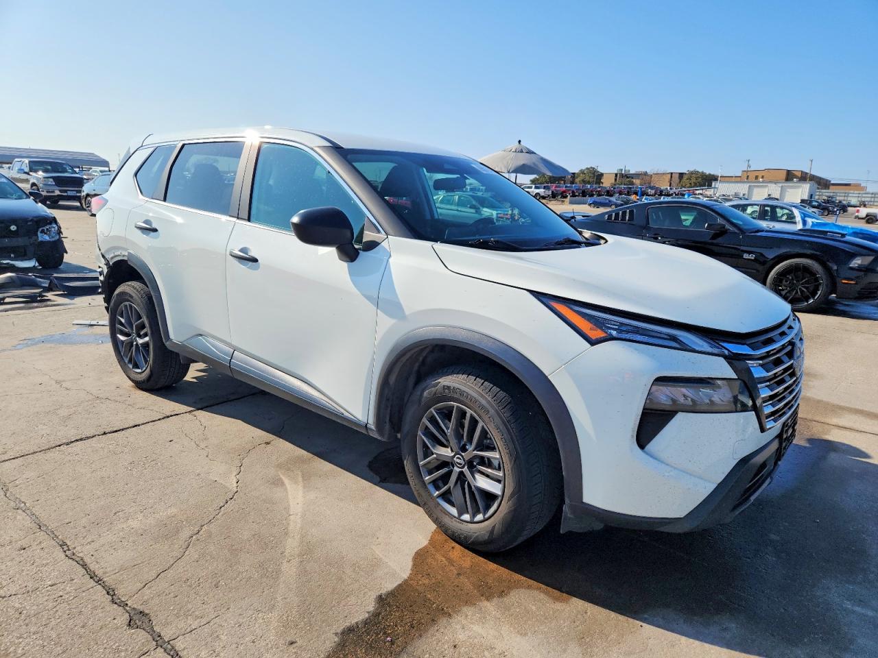 2024 NISSAN ROGUE S photo 4