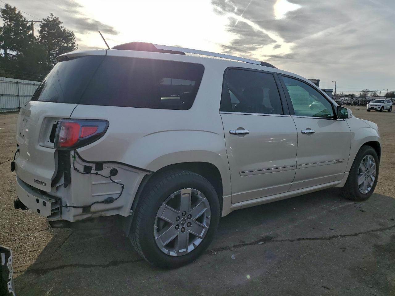 2015 GMC ACADIA DENALI photo 3