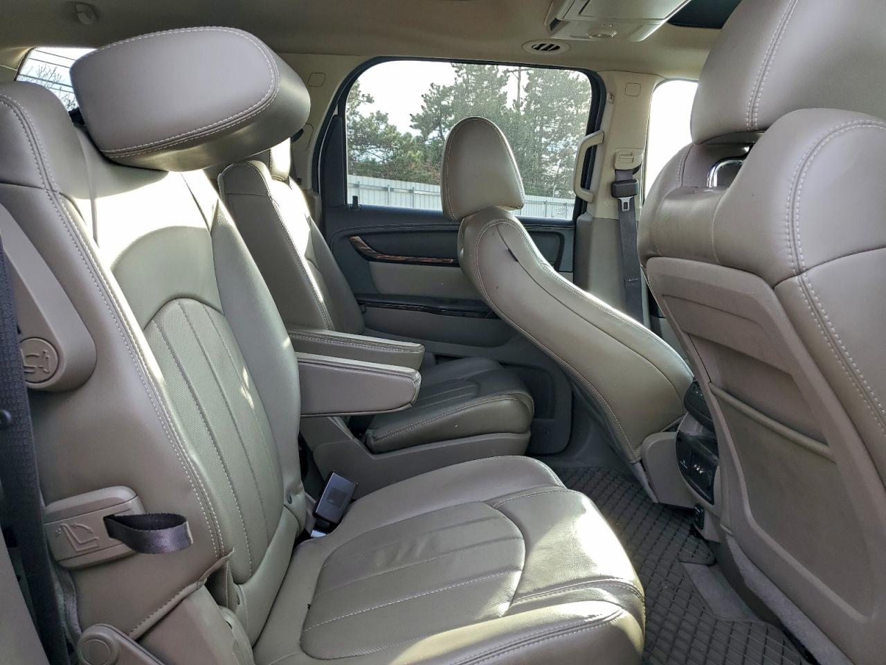 2015 GMC ACADIA DENALI photo 11