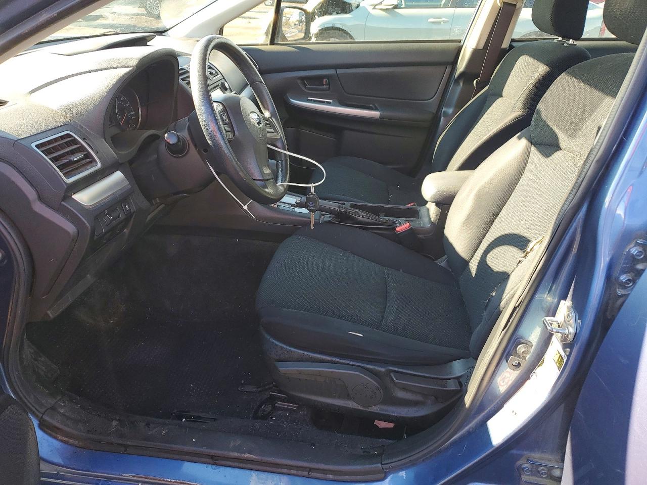 2015 SUBARU IMPREZA photo 7