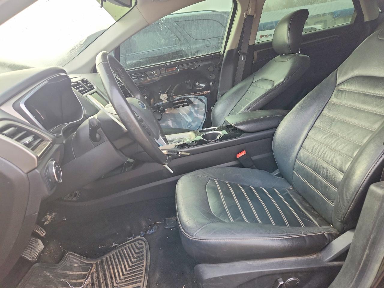 2013 FORD FUSION SE photo 13