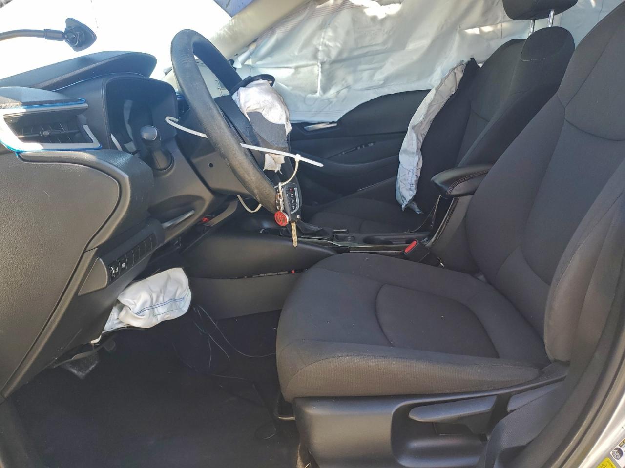 2020 TOYOTA COROLLA LE photo 7