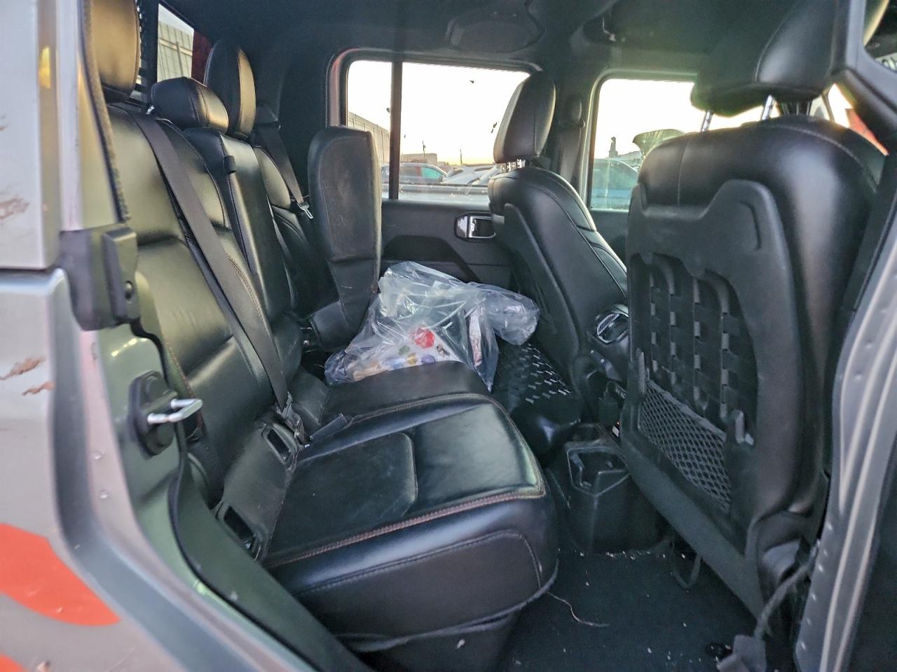 2021 JEEP GLADIATOR MOJAVE photo 10