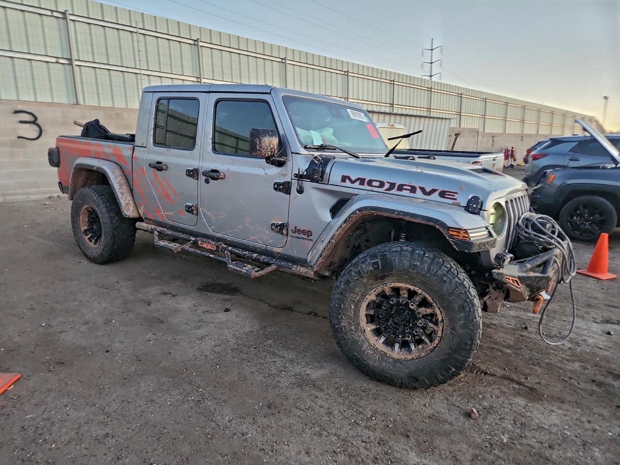 2021 JEEP GLADIATOR MOJAVE photo 4