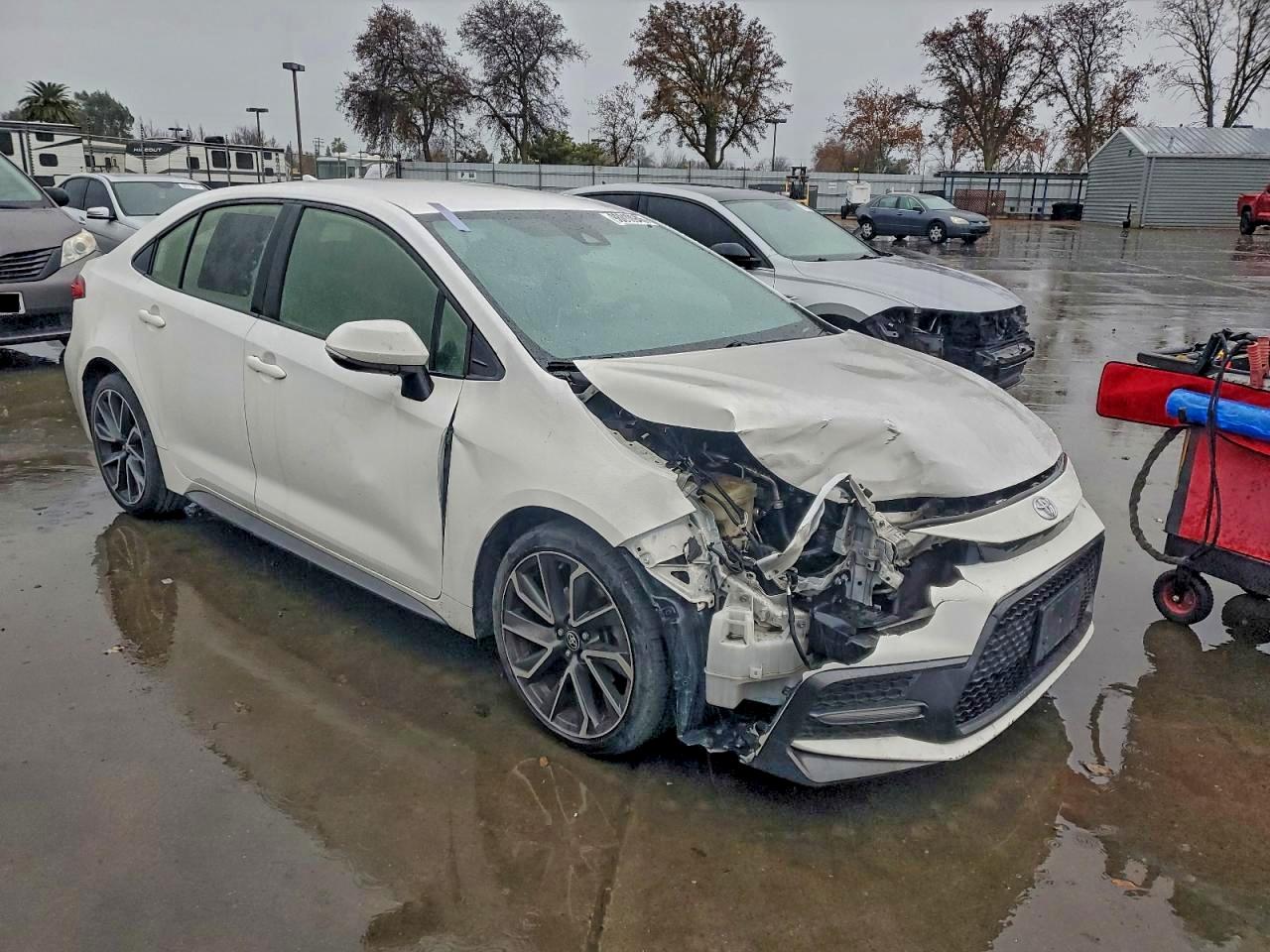 2020 TOYOTA COROLLA SE photo 4