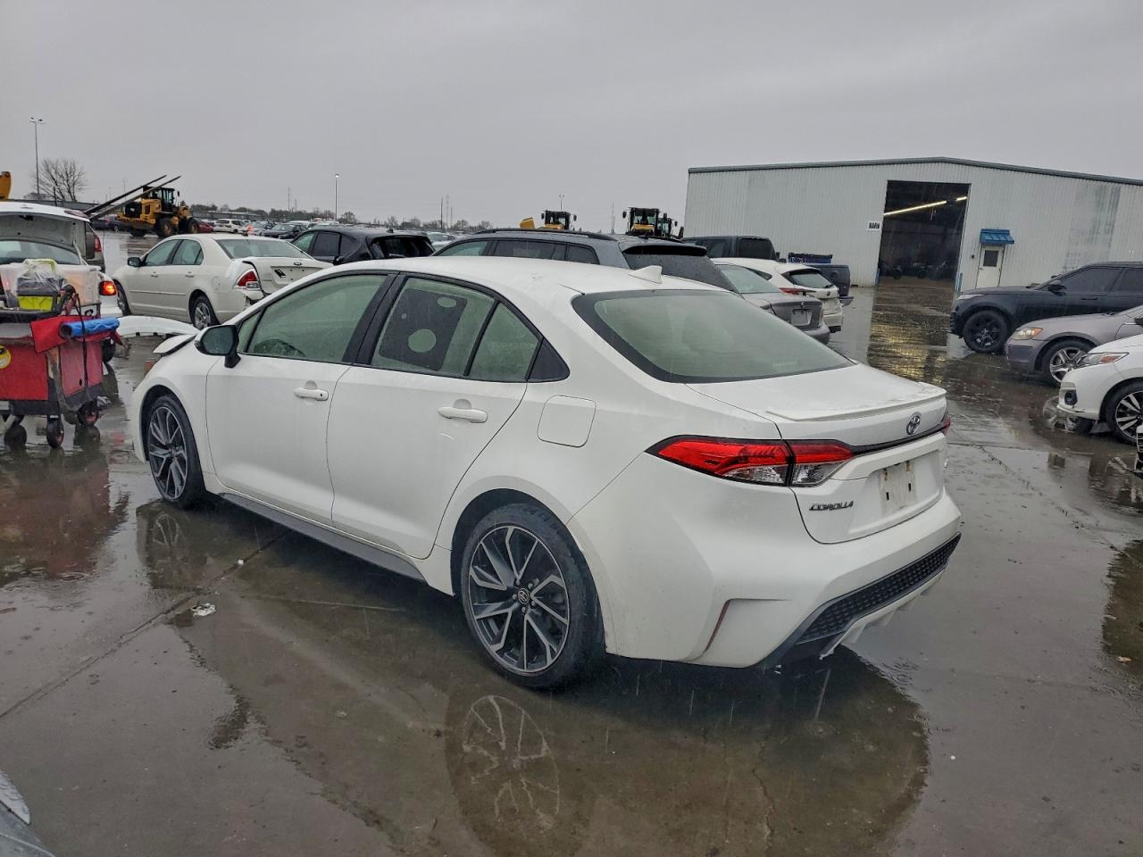 2020 TOYOTA COROLLA SE photo 2