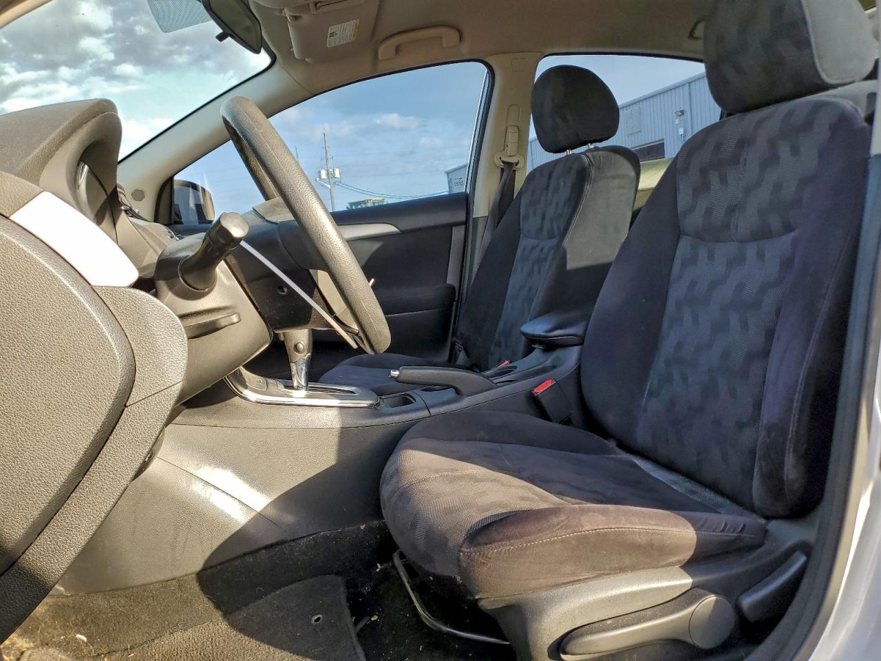 2013 NISSAN SENTRA S photo 7