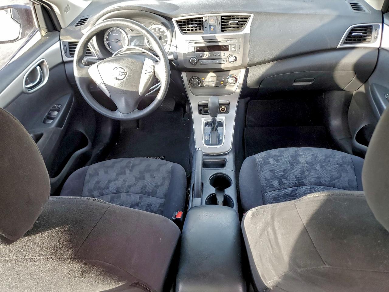 2013 NISSAN SENTRA S photo 8