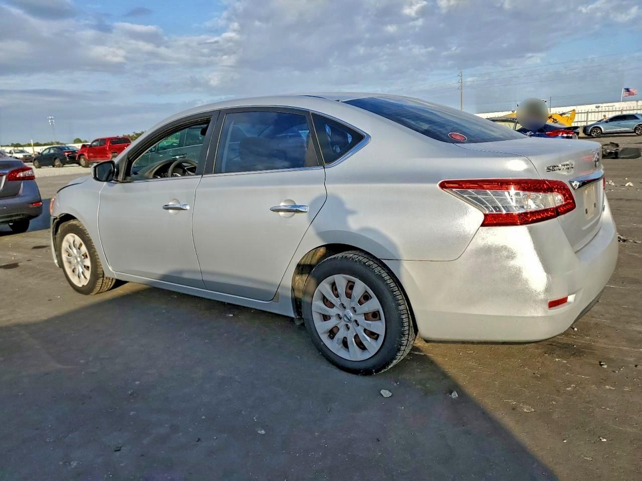 2013 NISSAN SENTRA S photo 2