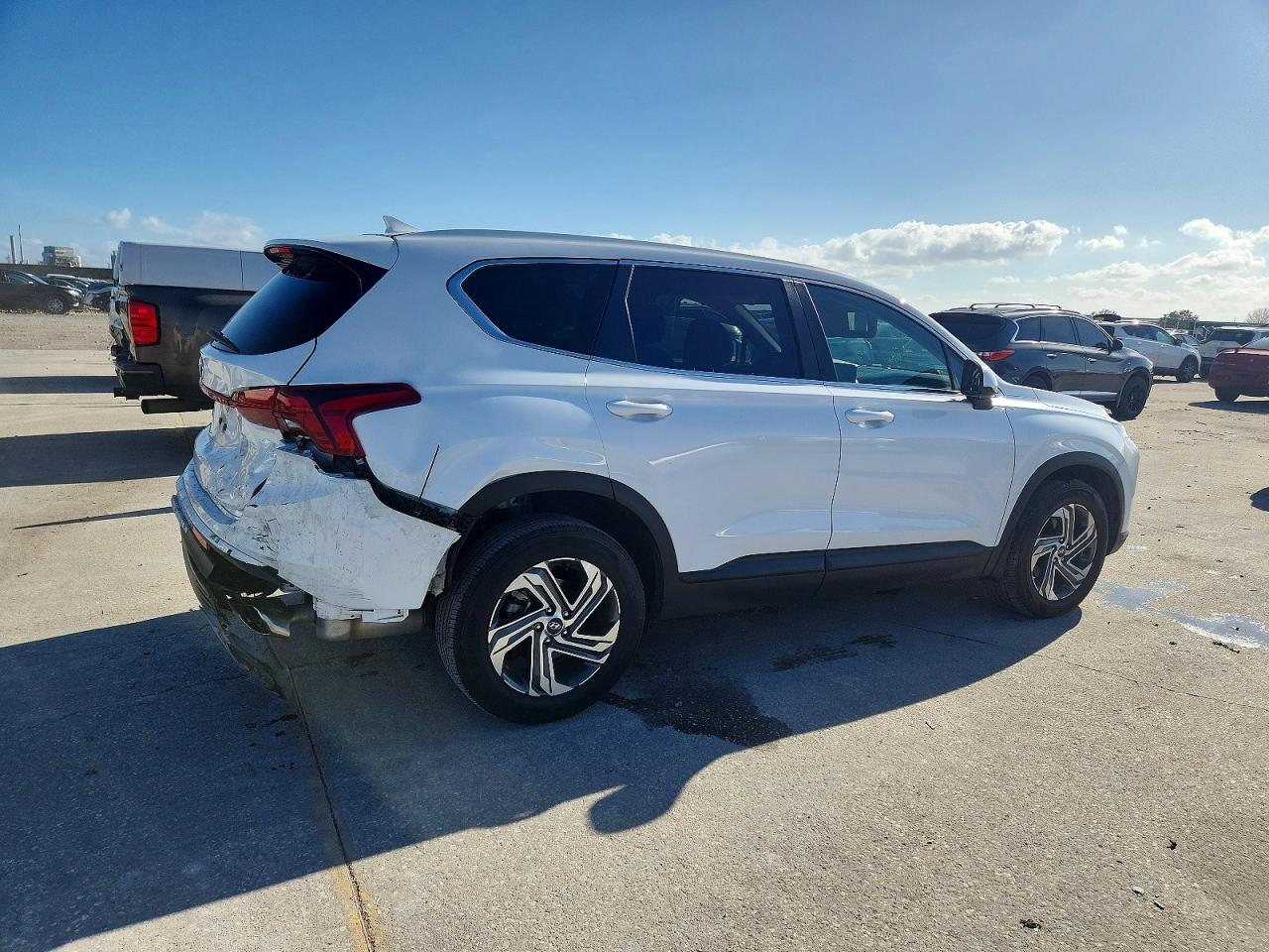 2023 HYUNDAI SANTA FE SE photo 3