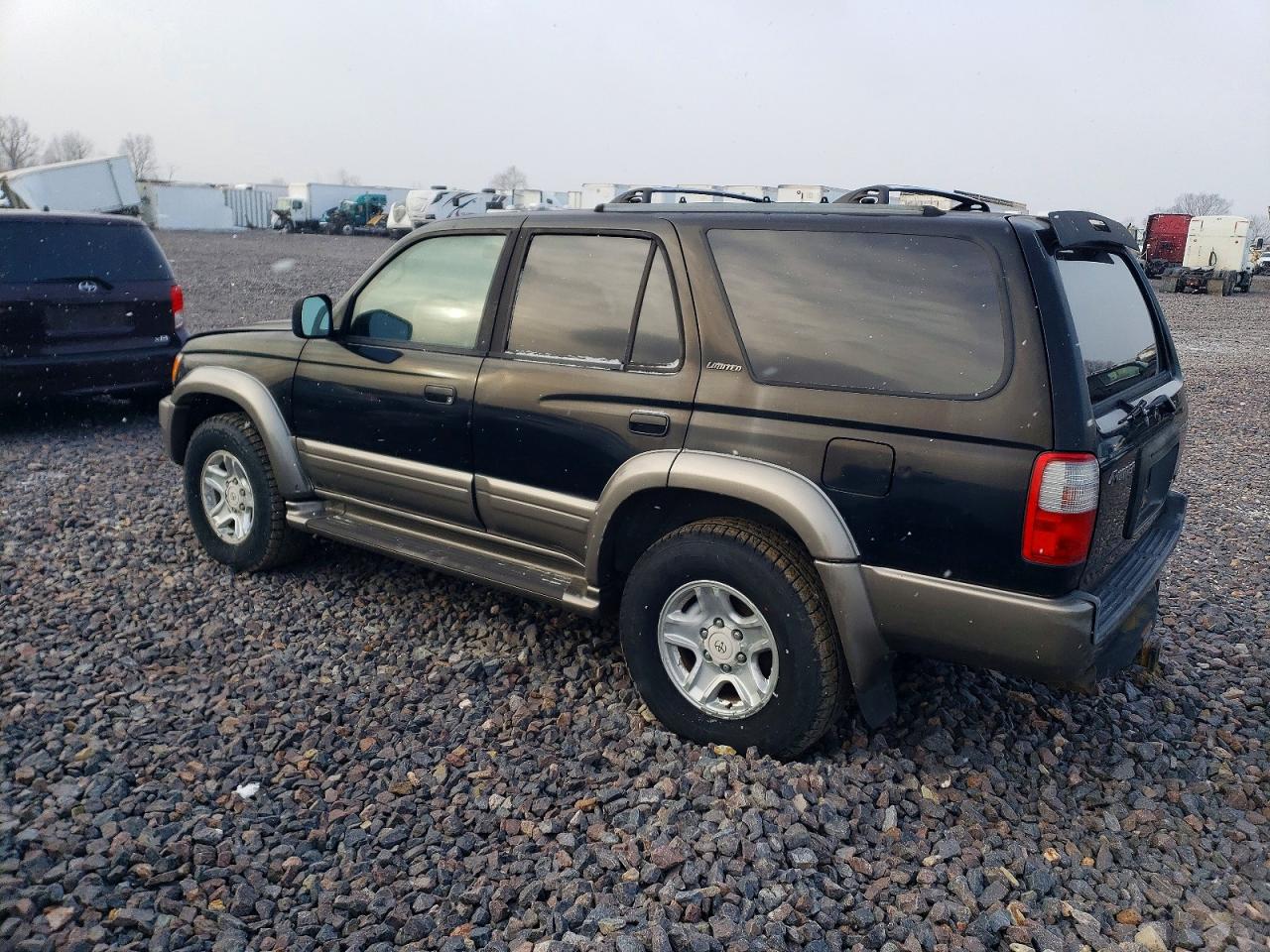 2000 TOYOTA 4RUNNER LIMITED photo 2