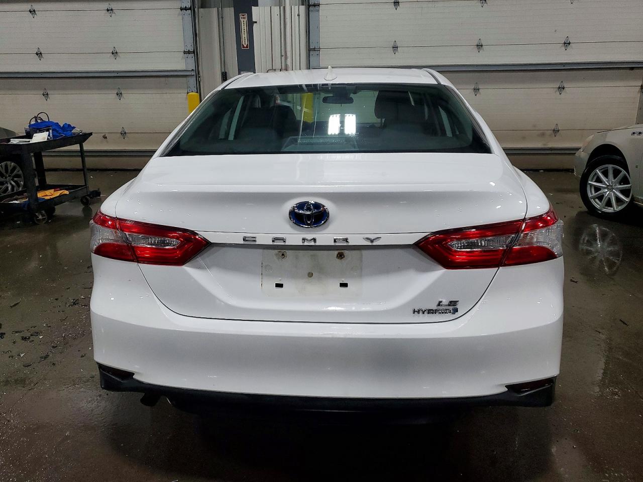 2020 TOYOTA CAMRY LE photo 11