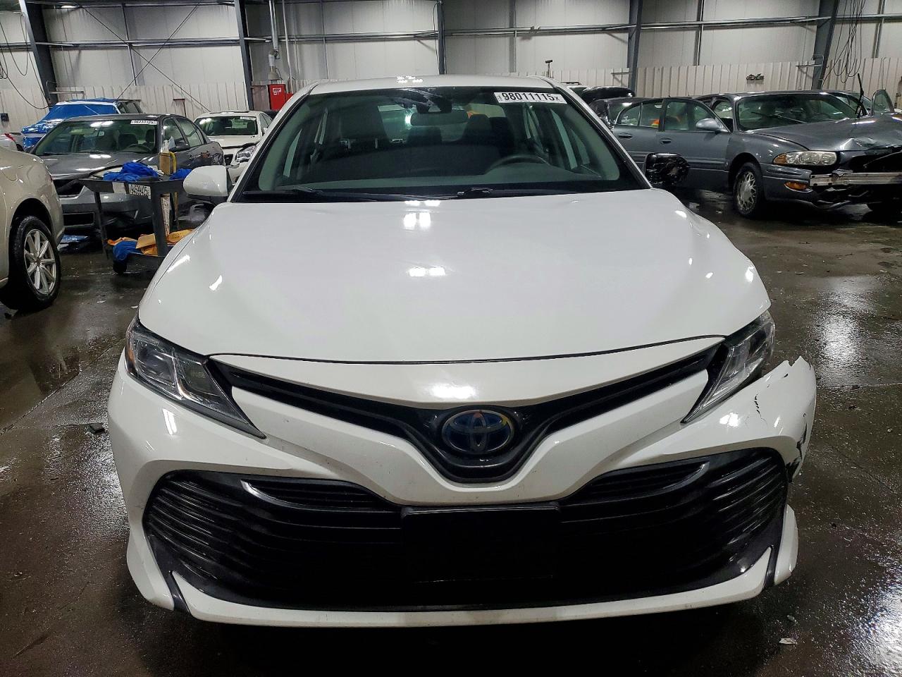 2020 TOYOTA CAMRY LE photo 9