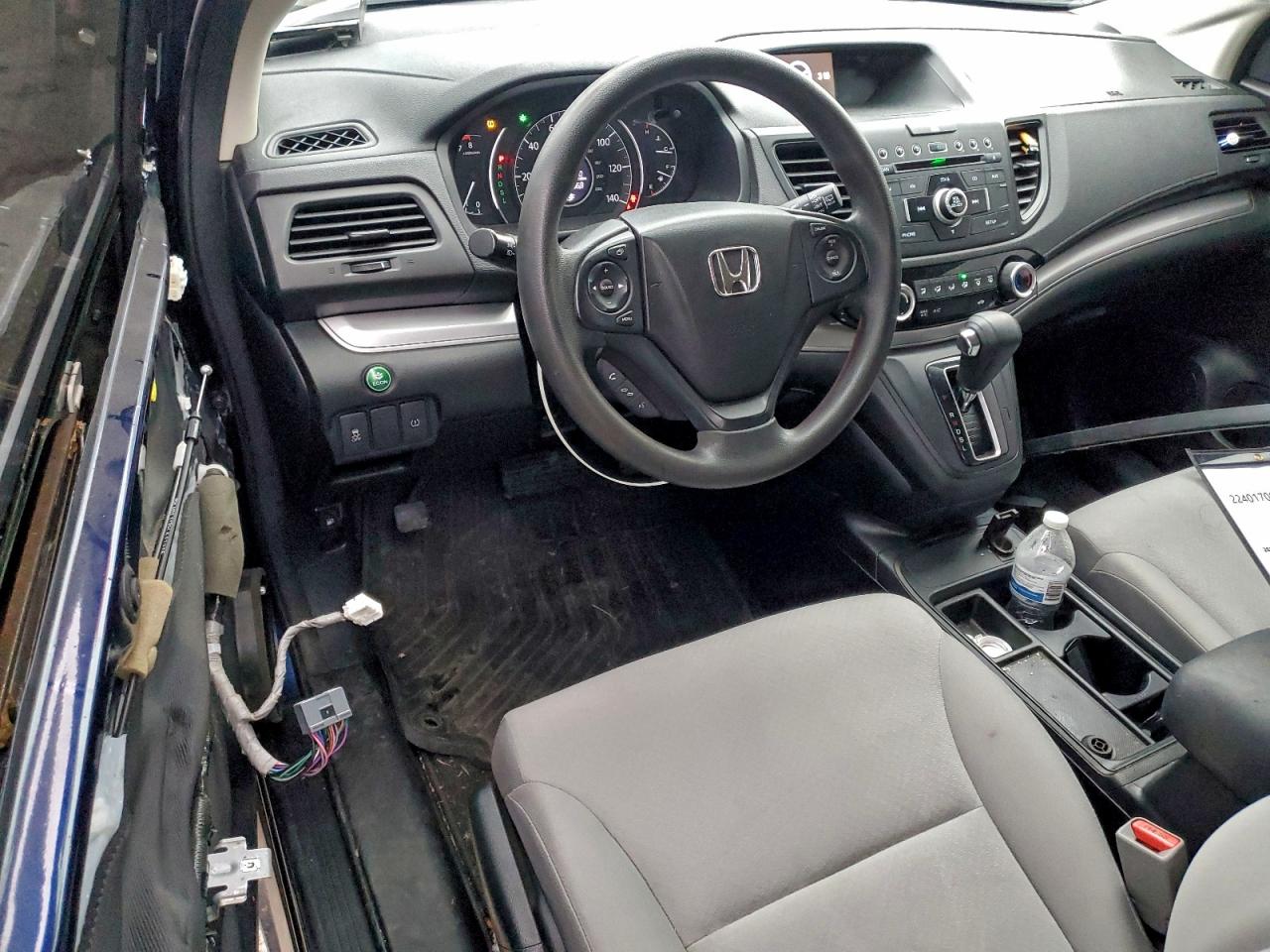 2015 HONDA CR-V LX photo 15