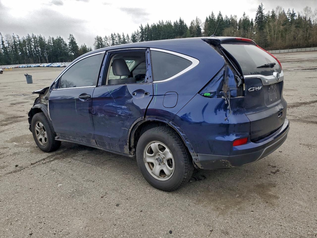 2015 HONDA CR-V LX photo 3
