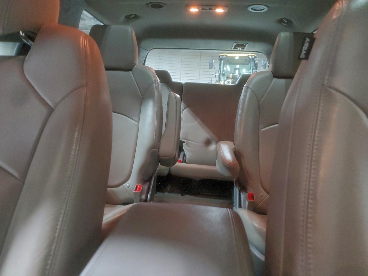2017 GMC ACADIA LIMITED SLT-2 photo 9