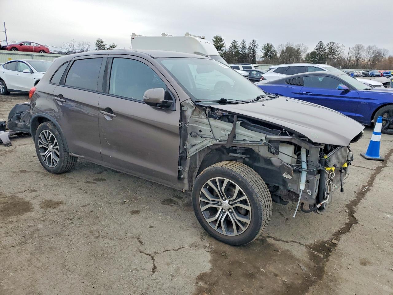 2016 MITSUBISHI OUTLANDER SPORT ES photo 4
