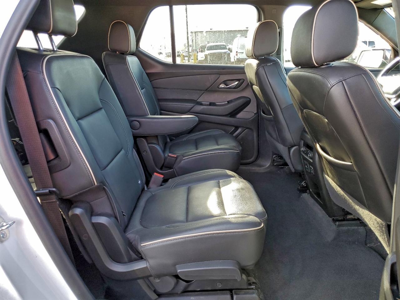 2023 CHEVROLET TRAVERSE PREMIER photo 21