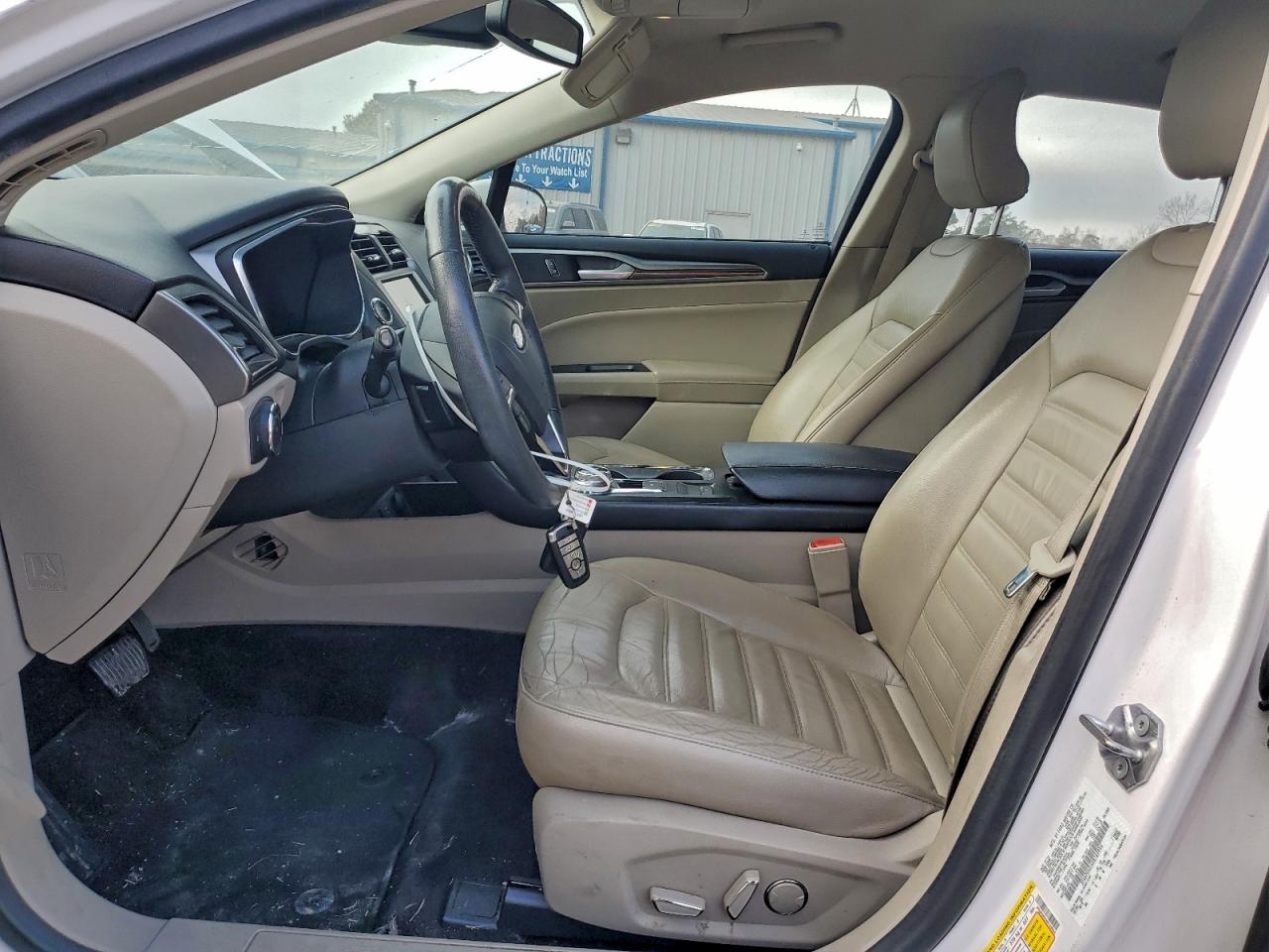 2017 FORD FUSION SE photo 19