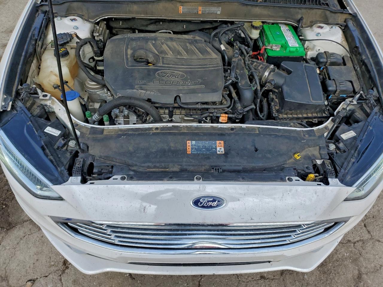 2017 FORD FUSION SE photo 31